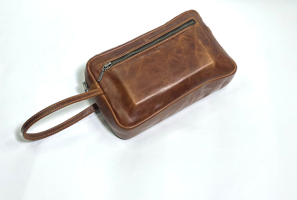 LEATHER POUCH