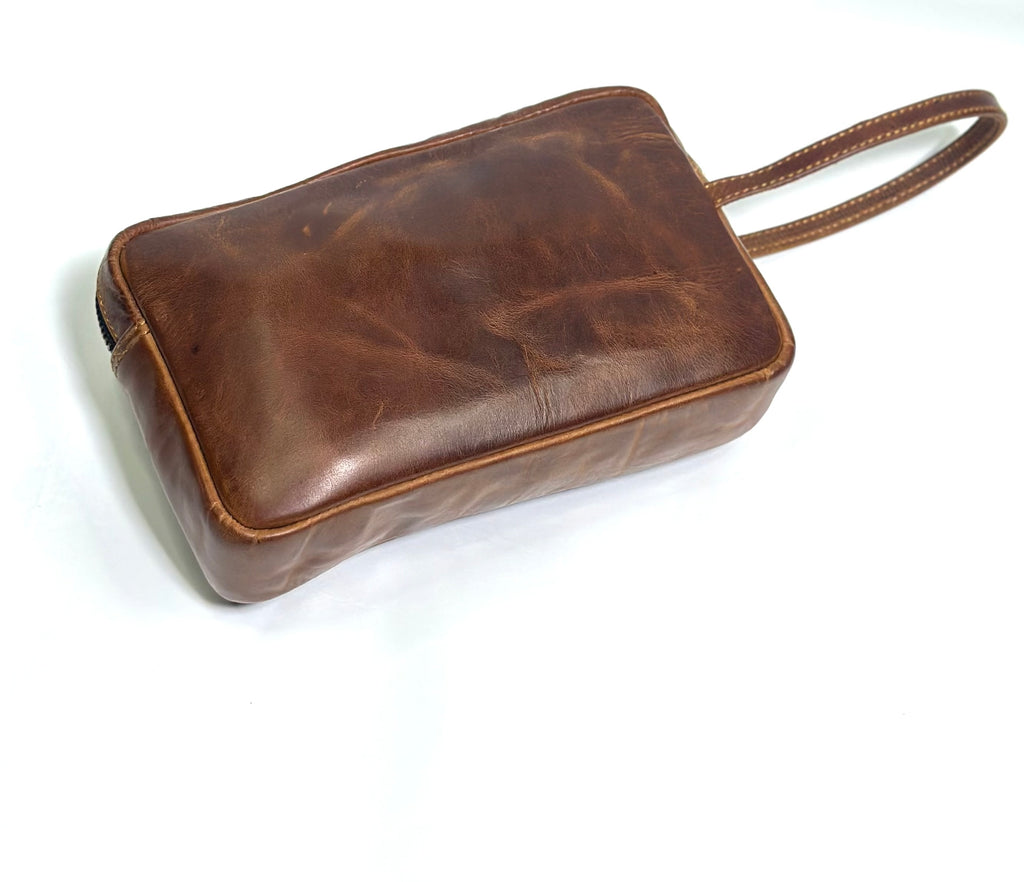 LEATHER POUCH